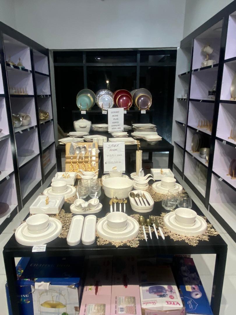 Cutlery and Plates